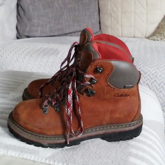 Cabela's Hiking Boots - Picture 3 of 11